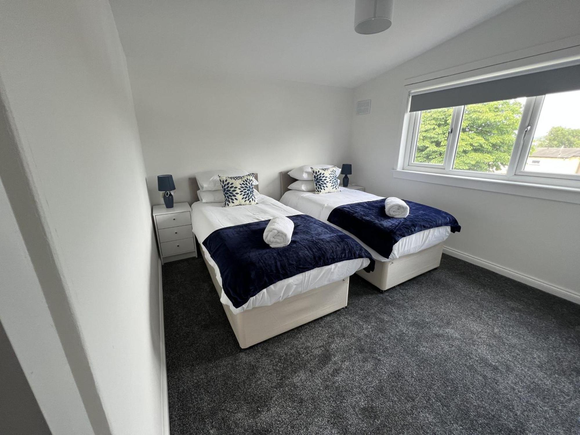 Villa Alexander Road à Glenrothes Extérieur photo